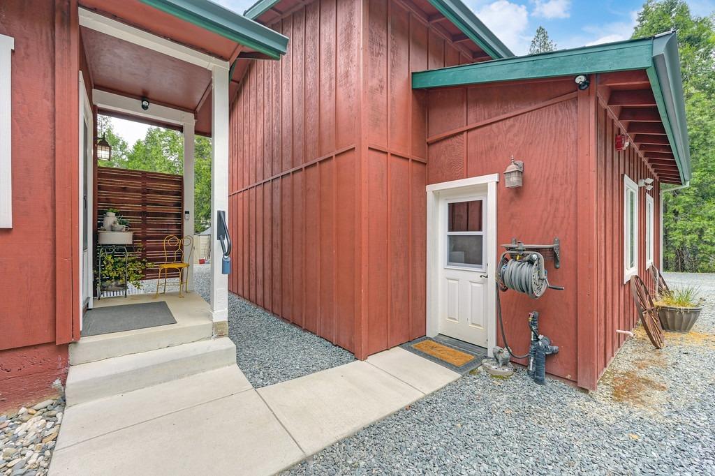 Detail Gallery Image 10 of 74 For 3795 Shoemaker Rd, Georgetown,  CA 95634 - 2 Beds | 2 Baths