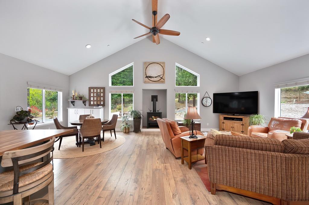 Detail Gallery Image 32 of 74 For 3795 Shoemaker Rd, Georgetown,  CA 95634 - 2 Beds | 2 Baths