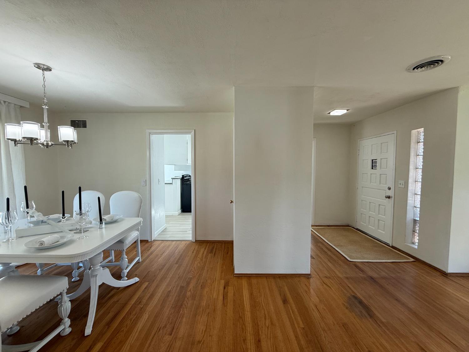Detail Gallery Image 9 of 76 For 1629 Cortez Ave, Stockton,  CA 95209 - 3 Beds | 1 Baths