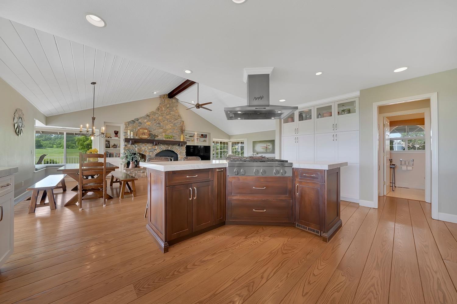 Detail Gallery Image 14 of 97 For 10731 Shenandoah Rd, Plymouth,  CA 95669 - 3 Beds | 2/1 Baths