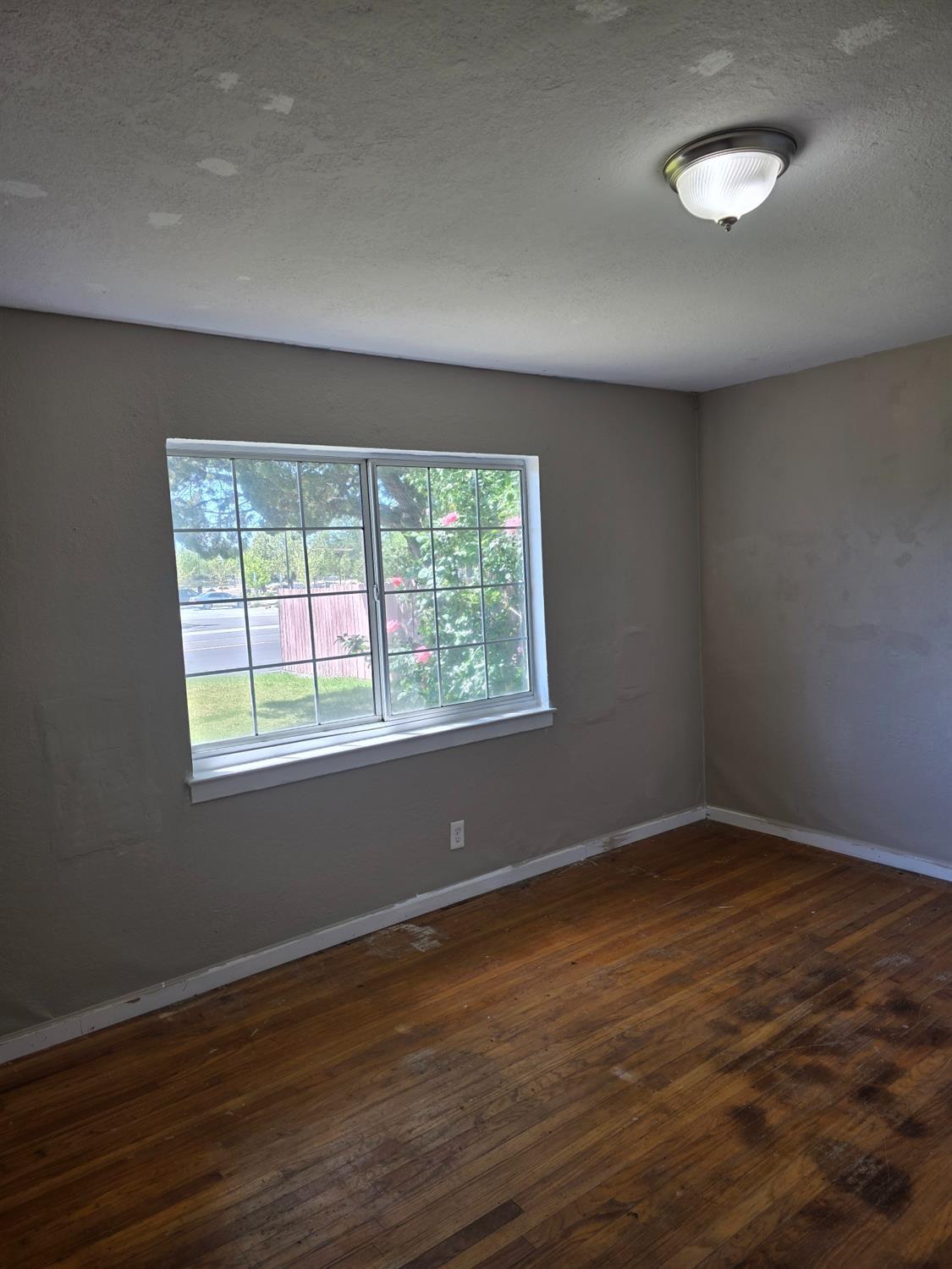 Detail Gallery Image 18 of 21 For 3118 Eastern Ave, Sacramento,  CA 95821 - 3 Beds | 3 Baths