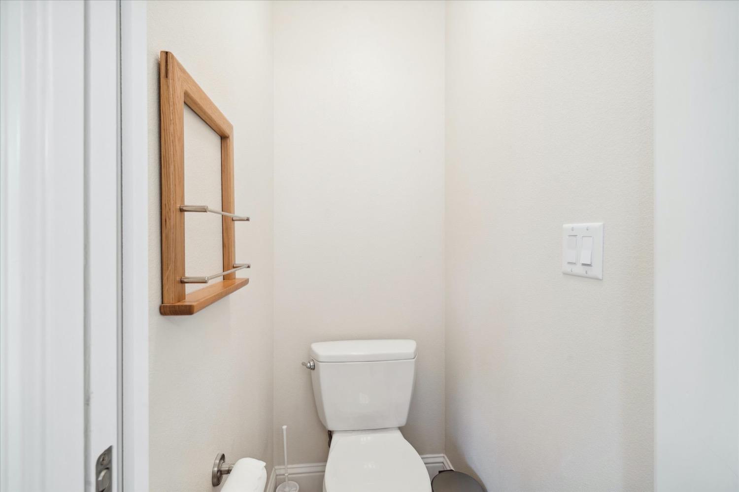 Detail Gallery Image 20 of 87 For 2995 Goose Ranch, Lewiston,  CA 96052 - 3 Beds | 2/1 Baths