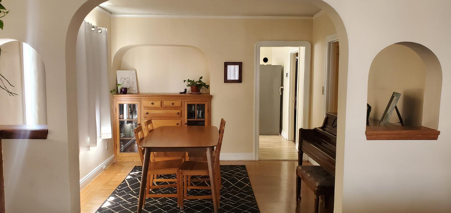 Detail Gallery Image 5 of 18 For 1755 87th Ave, Oakland,  CA 94621 - 2 Beds | 1 Baths