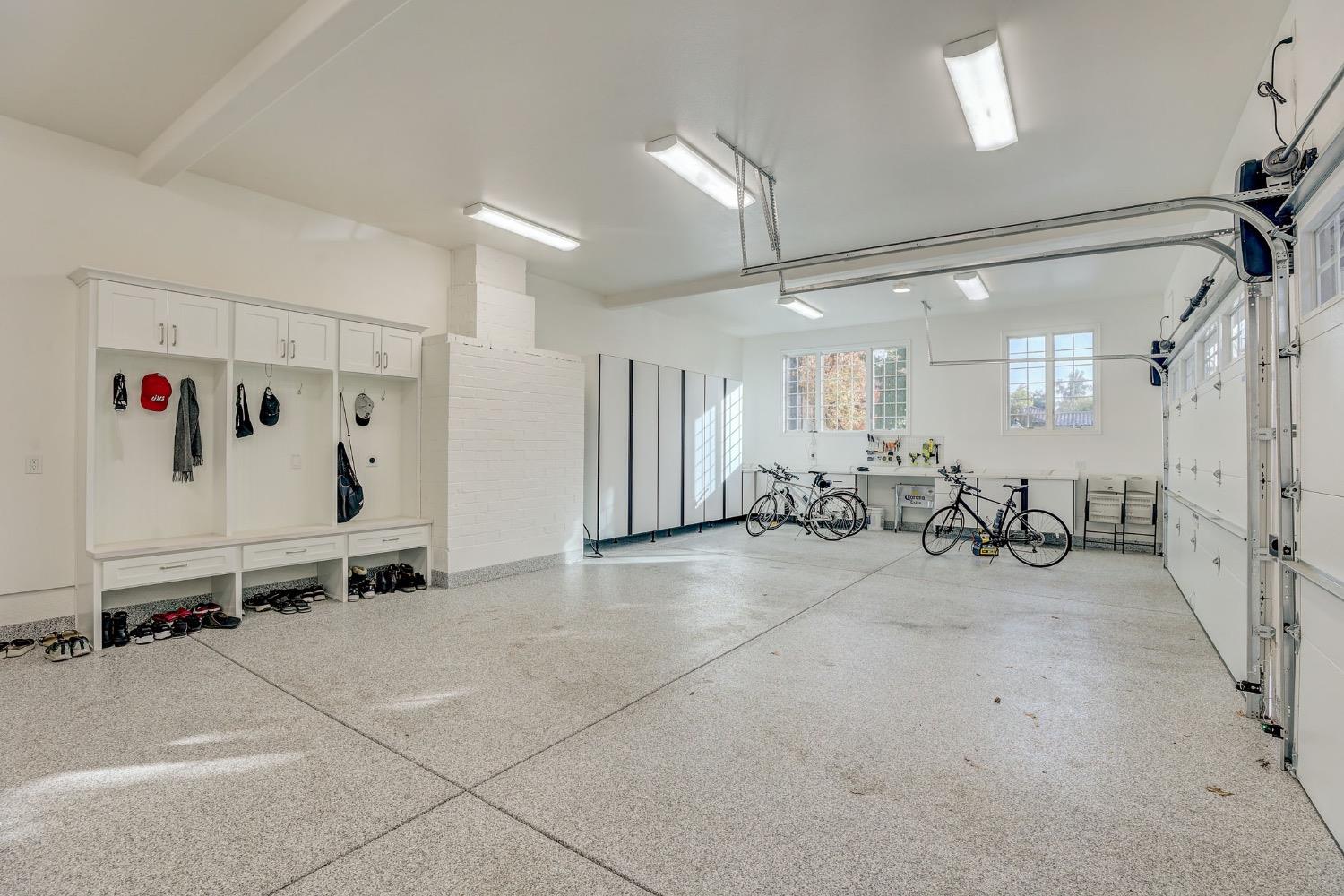 Detail Gallery Image 35 of 39 For 3101 Adams Rd, Sacramento,  CA 95864 - 4 Beds | 4/2 Baths