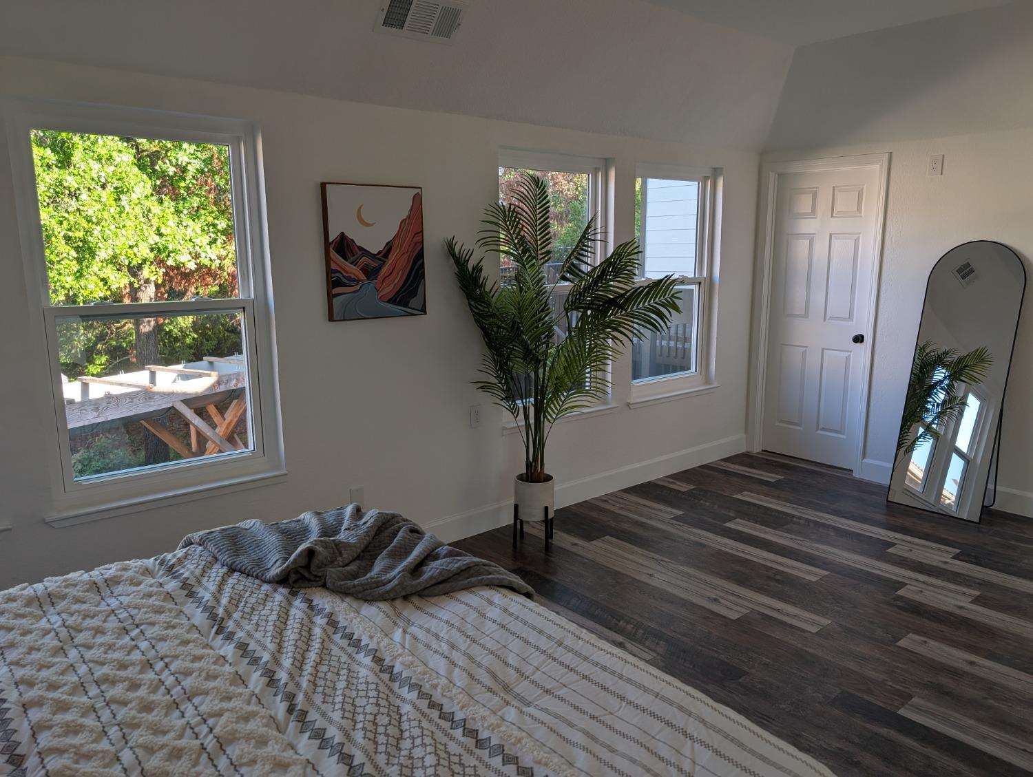 Detail Gallery Image 24 of 81 For 3740 N Lakeshore Blvd, Loomis,  CA 95650 - 4 Beds | 3 Baths