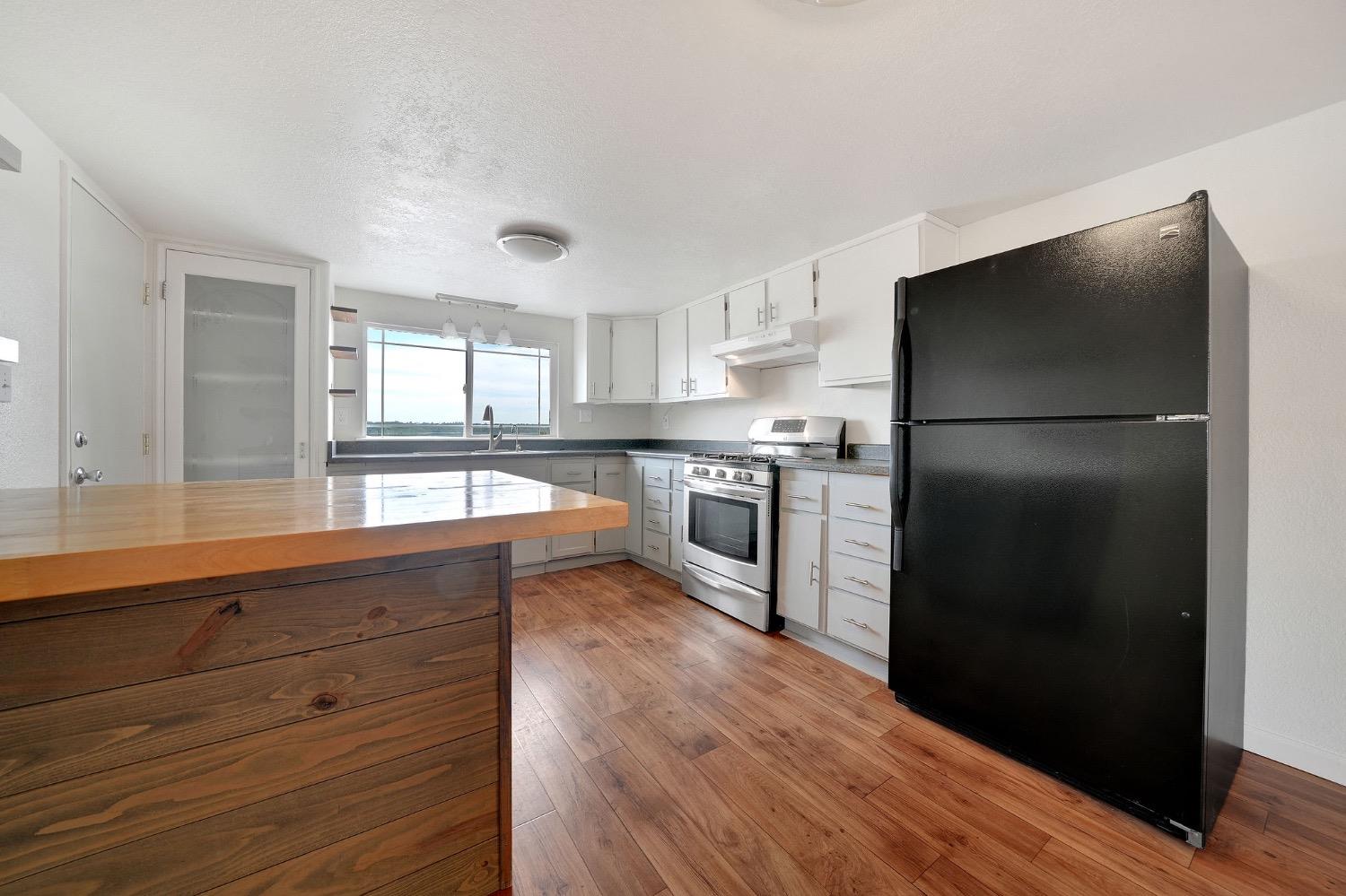 Detail Gallery Image 8 of 32 For 2000 Camanche Rd 52, Ione,  CA 95640 - 2 Beds | 1/1 Baths