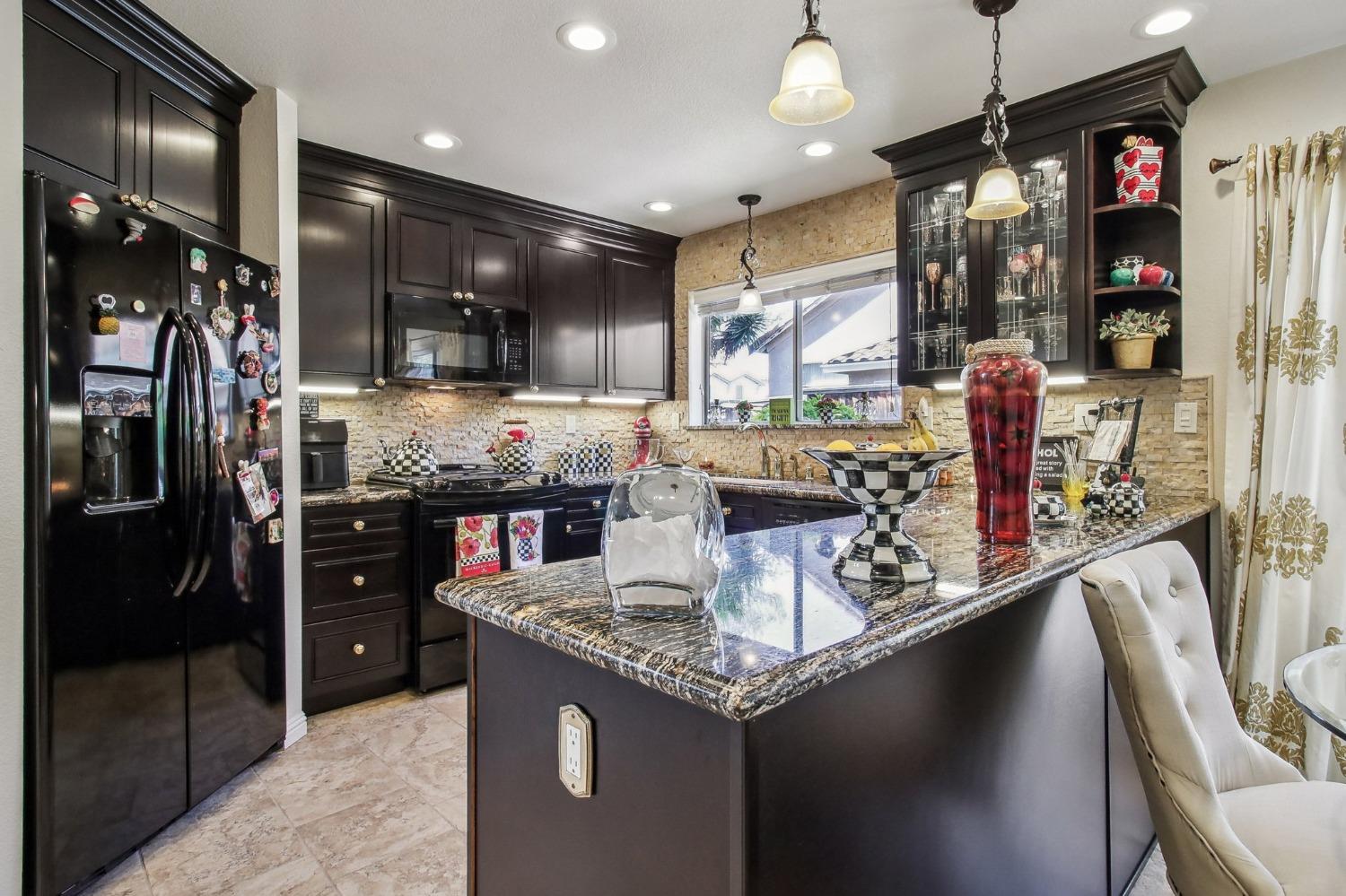 S Rock Springs Drive, Hayward, California image 19