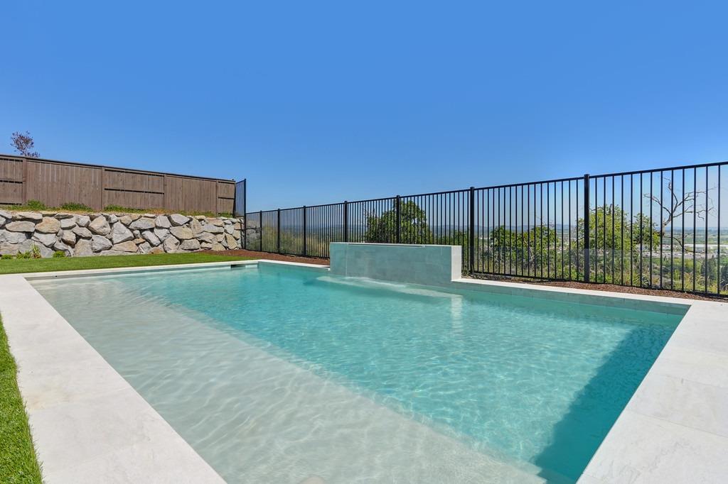 Detail Gallery Image 60 of 63 For 4008 Whitney Vista Ln, Rocklin,  CA 95677 - 5 Beds | 4/1 Baths