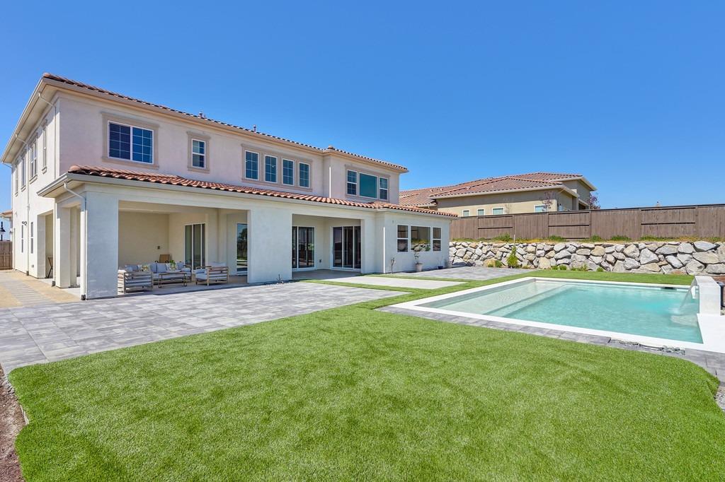 Detail Gallery Image 59 of 63 For 4008 Whitney Vista Ln, Rocklin,  CA 95677 - 5 Beds | 4/1 Baths