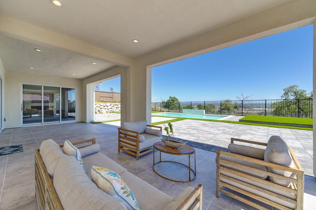Detail Gallery Image 55 of 63 For 4008 Whitney Vista Ln, Rocklin,  CA 95677 - 5 Beds | 4/1 Baths
