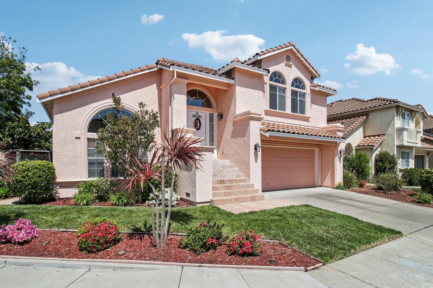S Rock Springs Drive, Hayward, California image 2