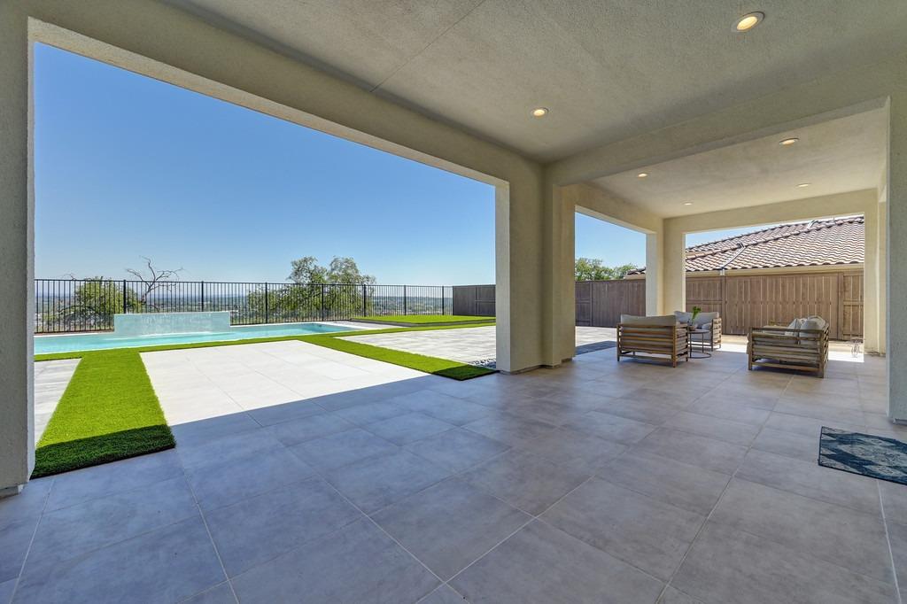 Detail Gallery Image 53 of 63 For 4008 Whitney Vista Ln, Rocklin,  CA 95677 - 5 Beds | 4/1 Baths
