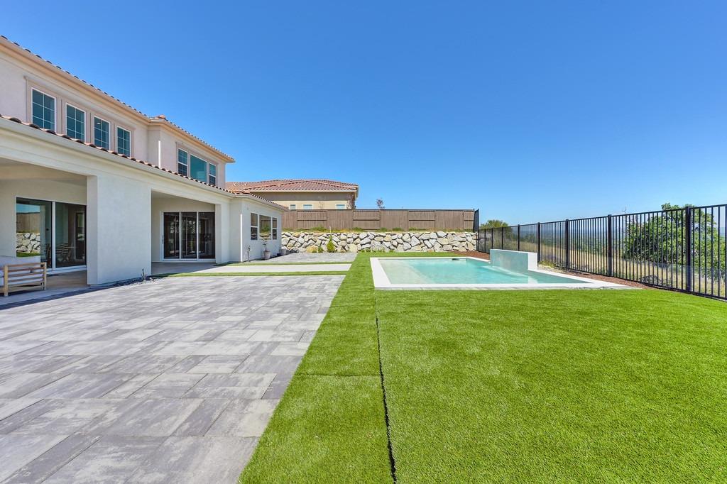 Detail Gallery Image 58 of 63 For 4008 Whitney Vista Ln, Rocklin,  CA 95677 - 5 Beds | 4/1 Baths