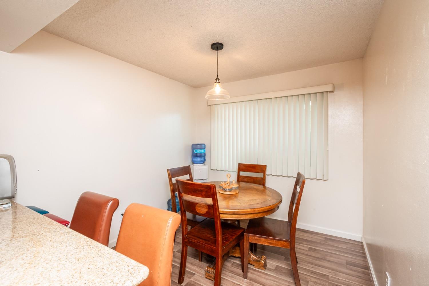 Detail Gallery Image 27 of 61 For 4851 Cowell Blvd, Davis,  CA 95618 - – Beds | – Baths