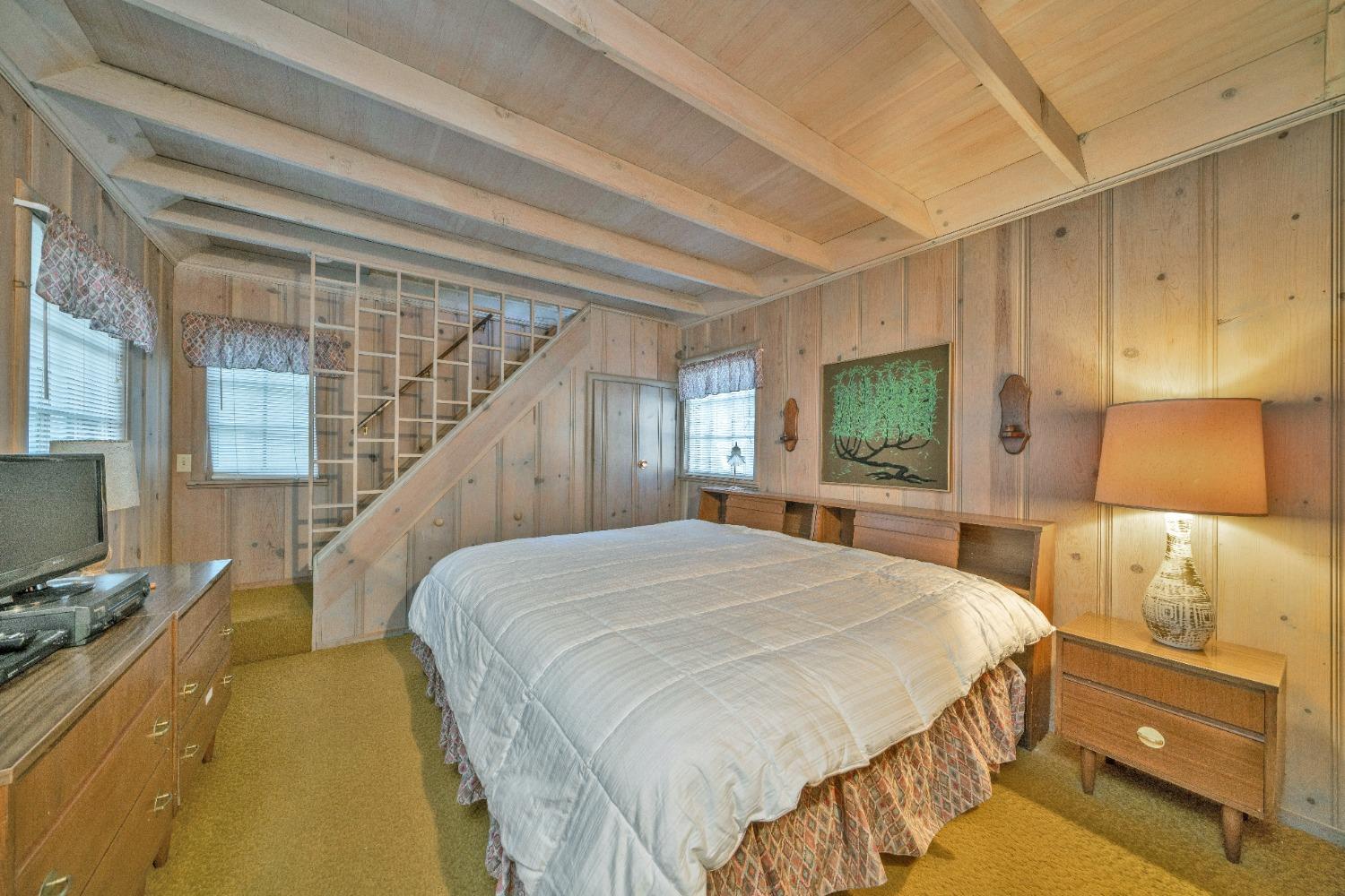 Detail Gallery Image 15 of 40 For 10192 Bull Creek Rd, Pollock Pines,  CA 95726 - 3 Beds | 1 Baths