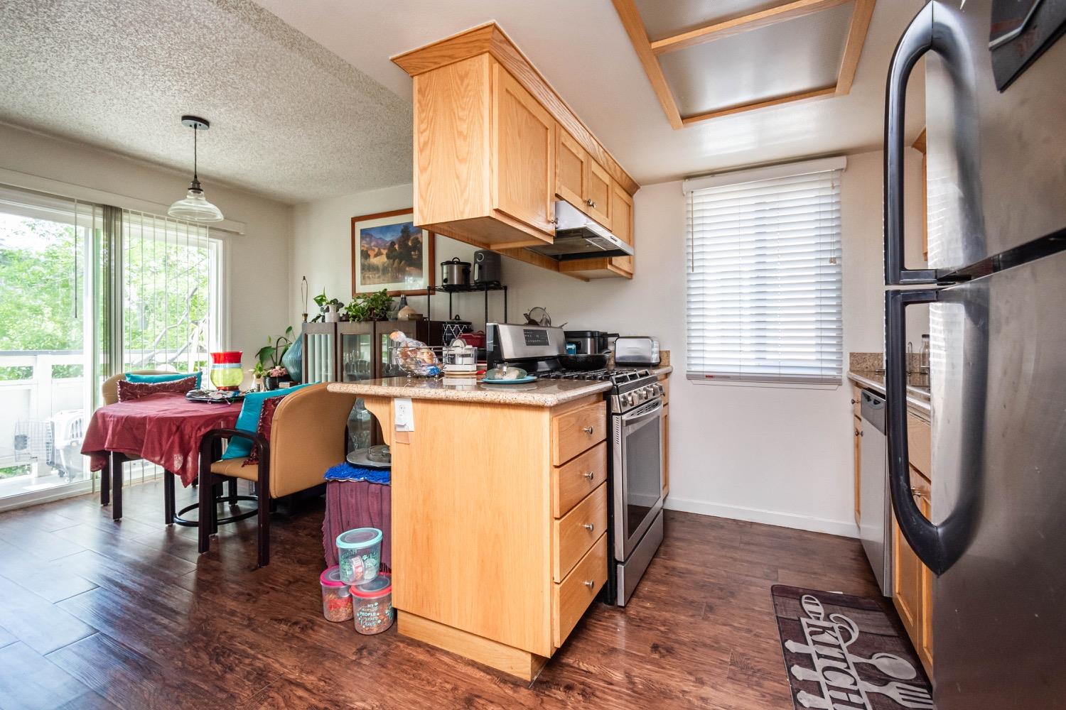 Detail Gallery Image 38 of 61 For 4851 Cowell Blvd, Davis,  CA 95618 - – Beds | – Baths