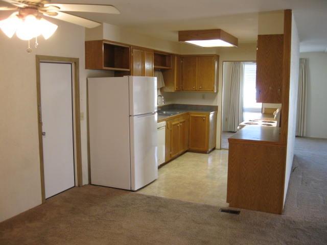 Detail Gallery Image 12 of 24 For 408 Sue St, Turlock,  CA 95380 - 2 Beds | 2 Baths