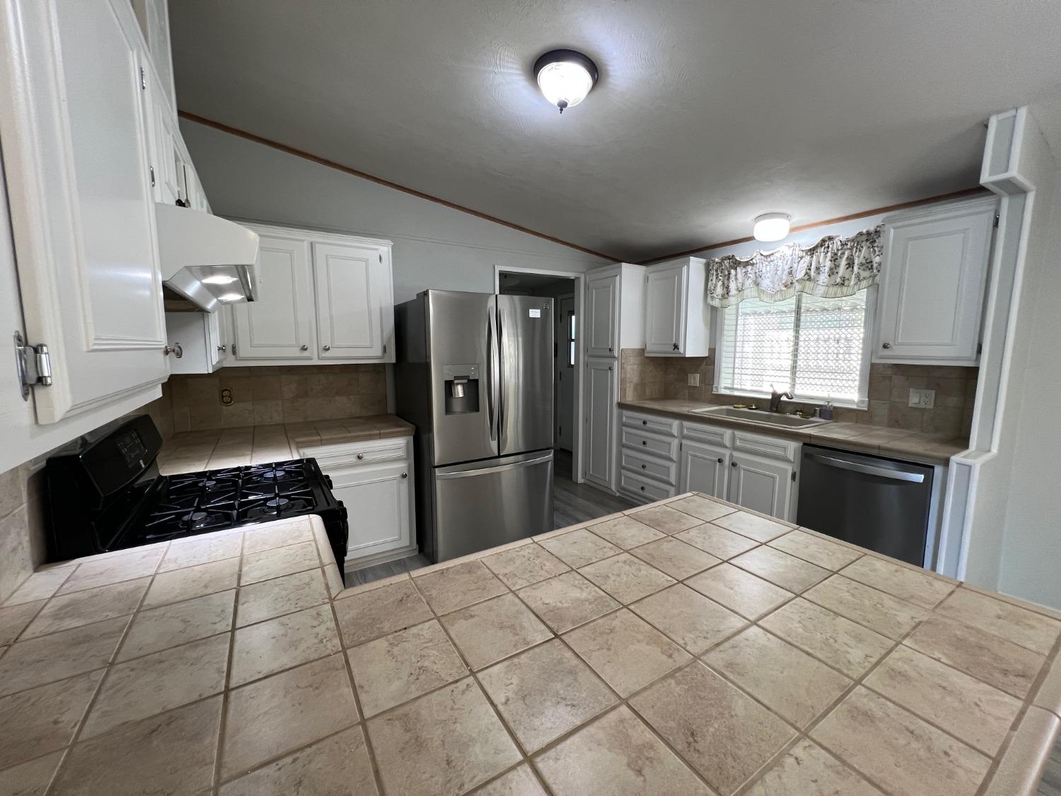 Detail Gallery Image 15 of 36 For 4390 Patterson Dr 246, Diamond Springs,  CA 95619 - 3 Beds | 2 Baths