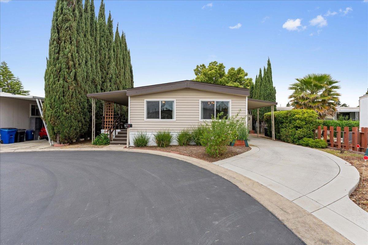 Detail Gallery Image 2 of 35 For 4907 Gardendell Rd 87, Sacramento,  CA 95834 - 3 Beds | 2 Baths