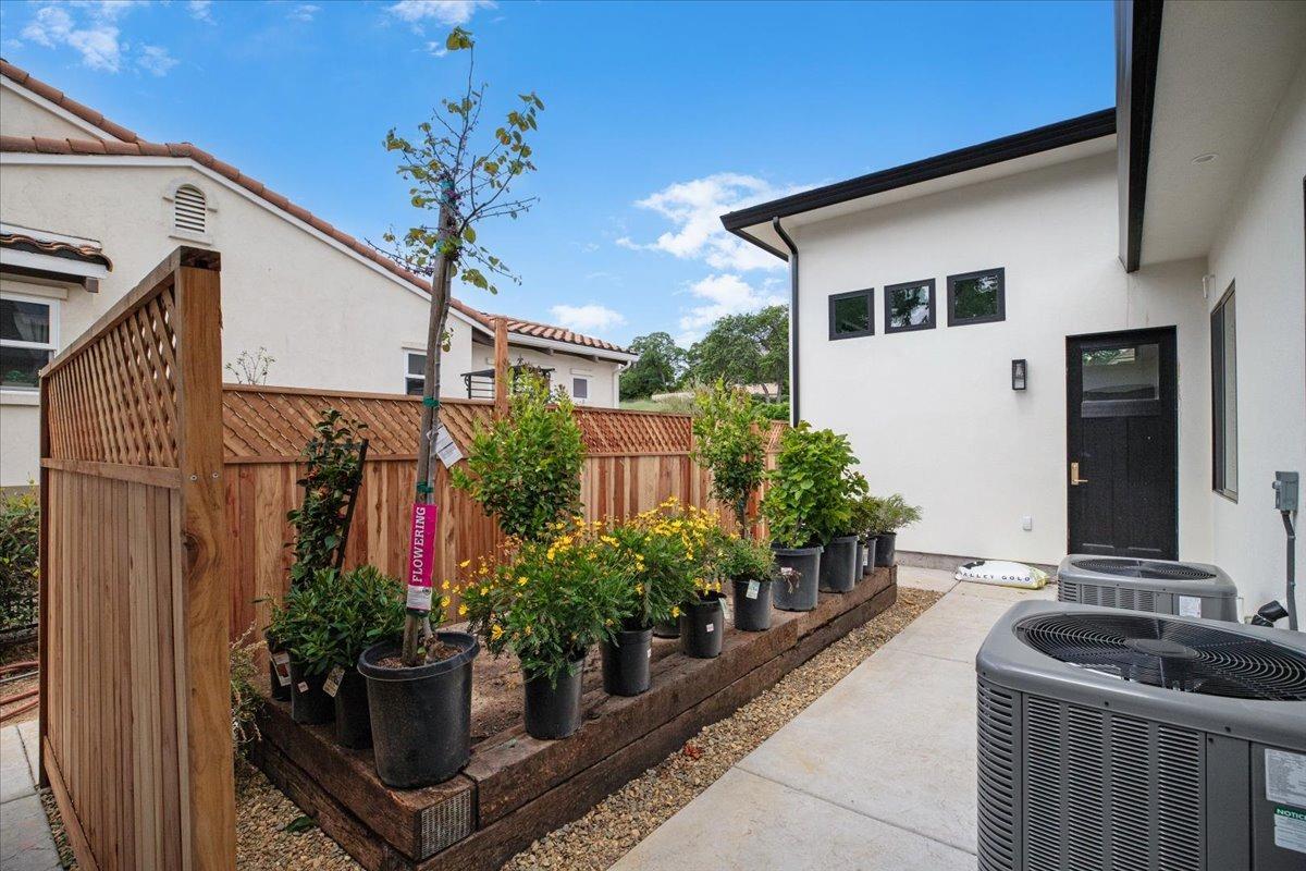 Detail Gallery Image 50 of 99 For 285 Knolls Dr, Copperopolis,  CA 95228 - 3 Beds | 3/1 Baths