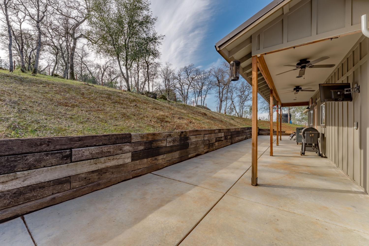 Detail Gallery Image 39 of 75 For 11293 Shadow Ln, Browns Valley,  CA 95918 - 3 Beds | 3 Baths