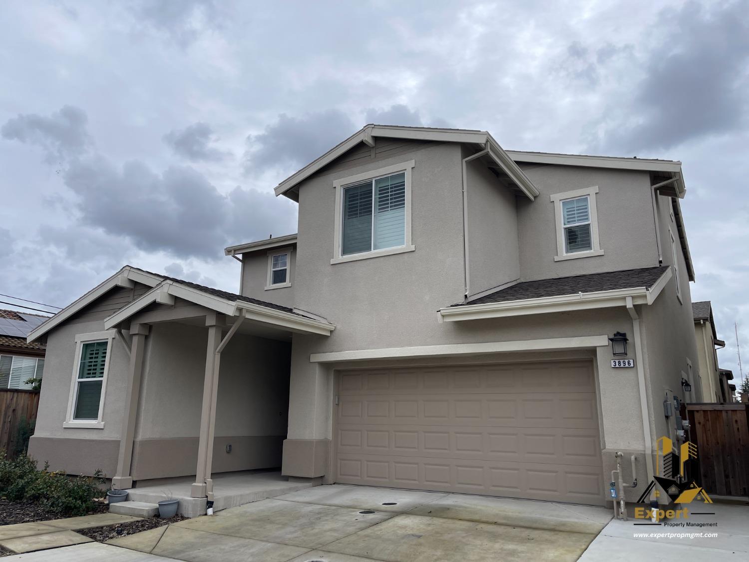 Detail Gallery Image 1 of 21 For 3896 Firestar Way, Sacramento,  CA 95834 - 4 Beds | 3 Baths