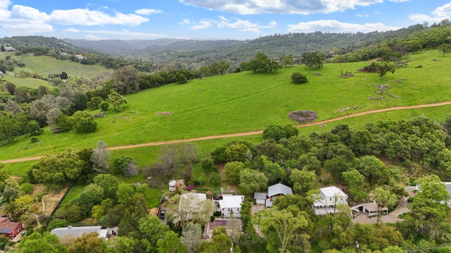 Greenstone Terrace, Sutter Creek, California image 7