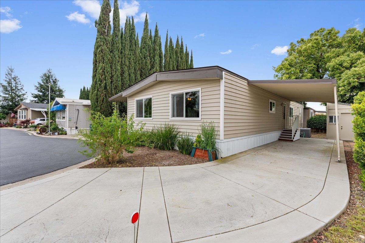 Detail Gallery Image 4 of 35 For 4907 Gardendell Rd 87, Sacramento,  CA 95834 - 3 Beds | 2 Baths