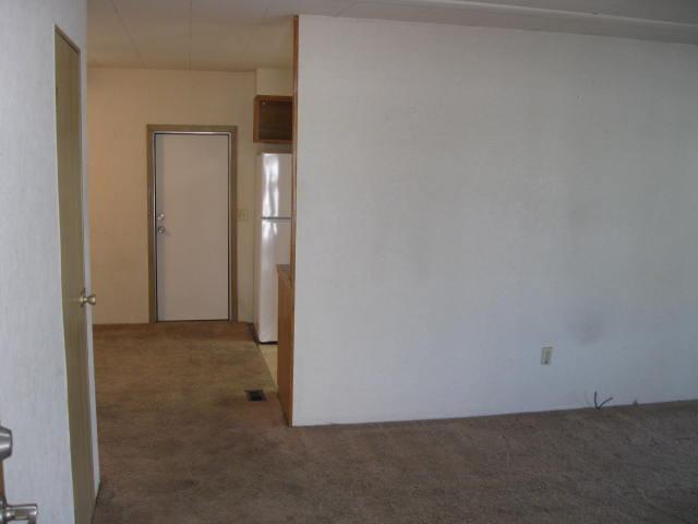 Detail Gallery Image 7 of 24 For 408 Sue St, Turlock,  CA 95380 - 2 Beds | 2 Baths