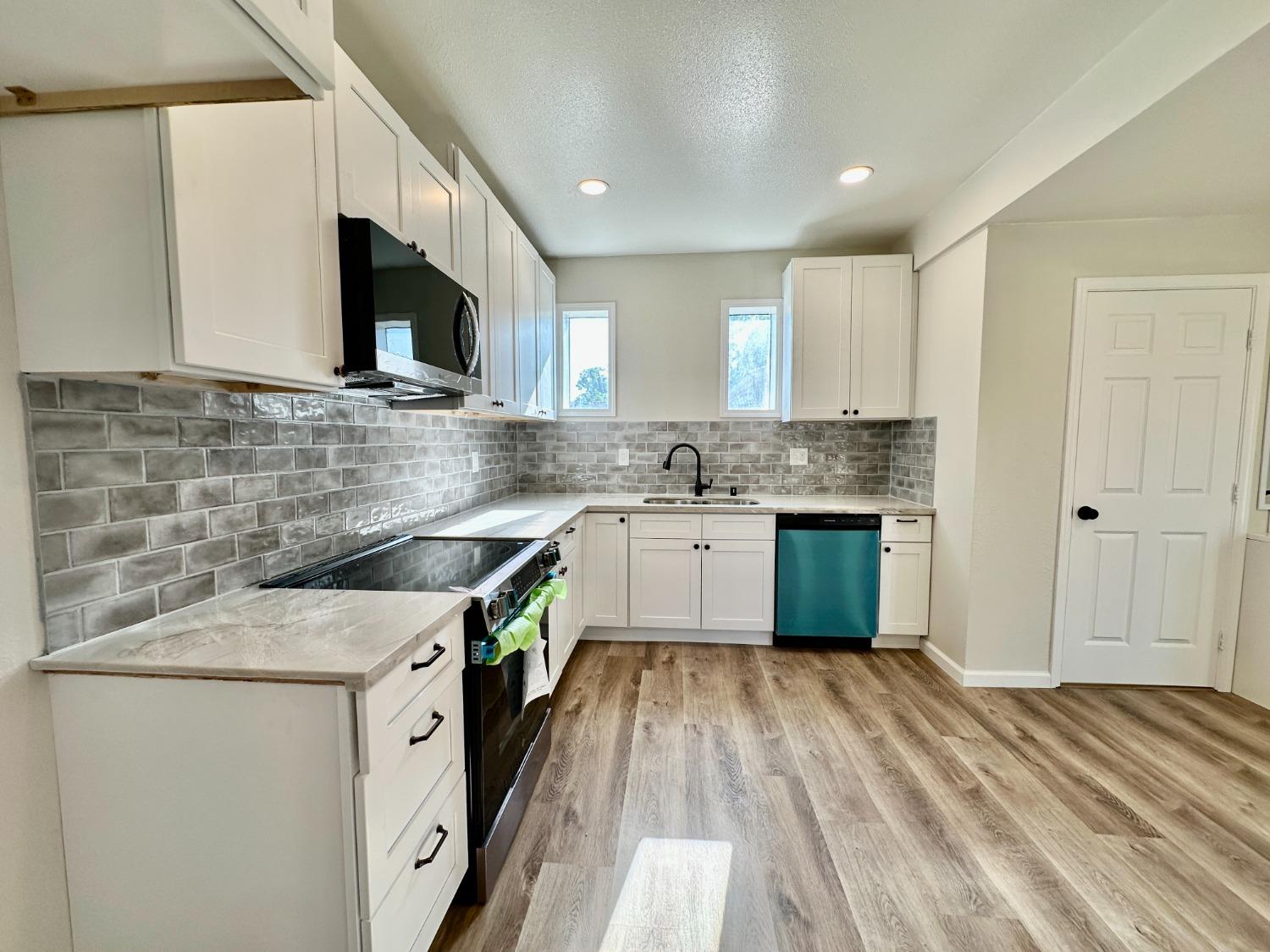 Detail Gallery Image 24 of 28 For 2329 Miller Ave, Modesto,  CA 95354 - 2 Beds | 1 Baths