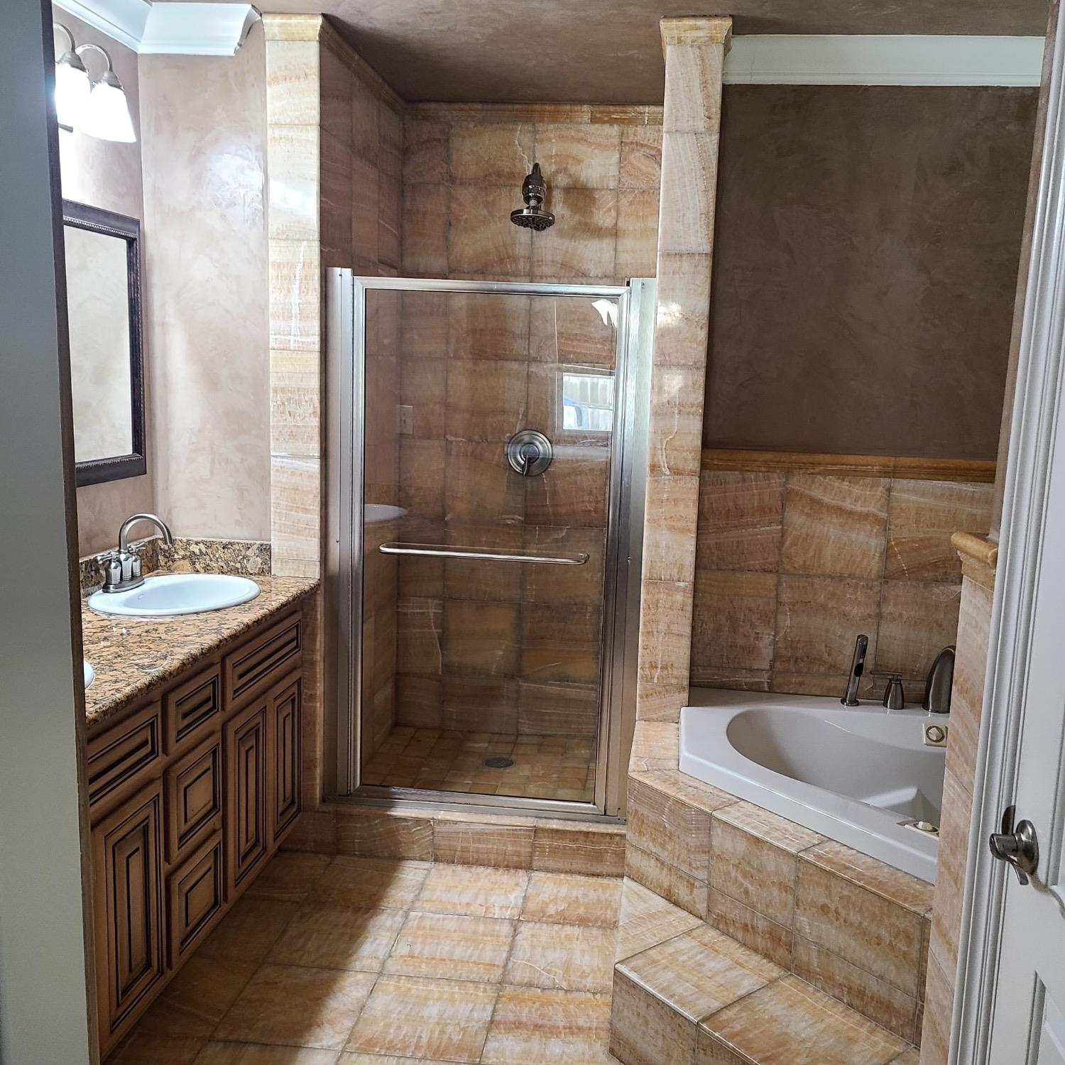 Detail Gallery Image 16 of 26 For 6833 Butterball Way, Sacramento,  CA 95842 - 6 Beds | 4 Baths