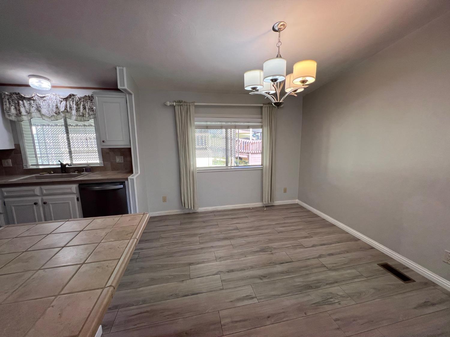Detail Gallery Image 16 of 36 For 4390 Patterson Dr 246, Diamond Springs,  CA 95619 - 3 Beds | 2 Baths