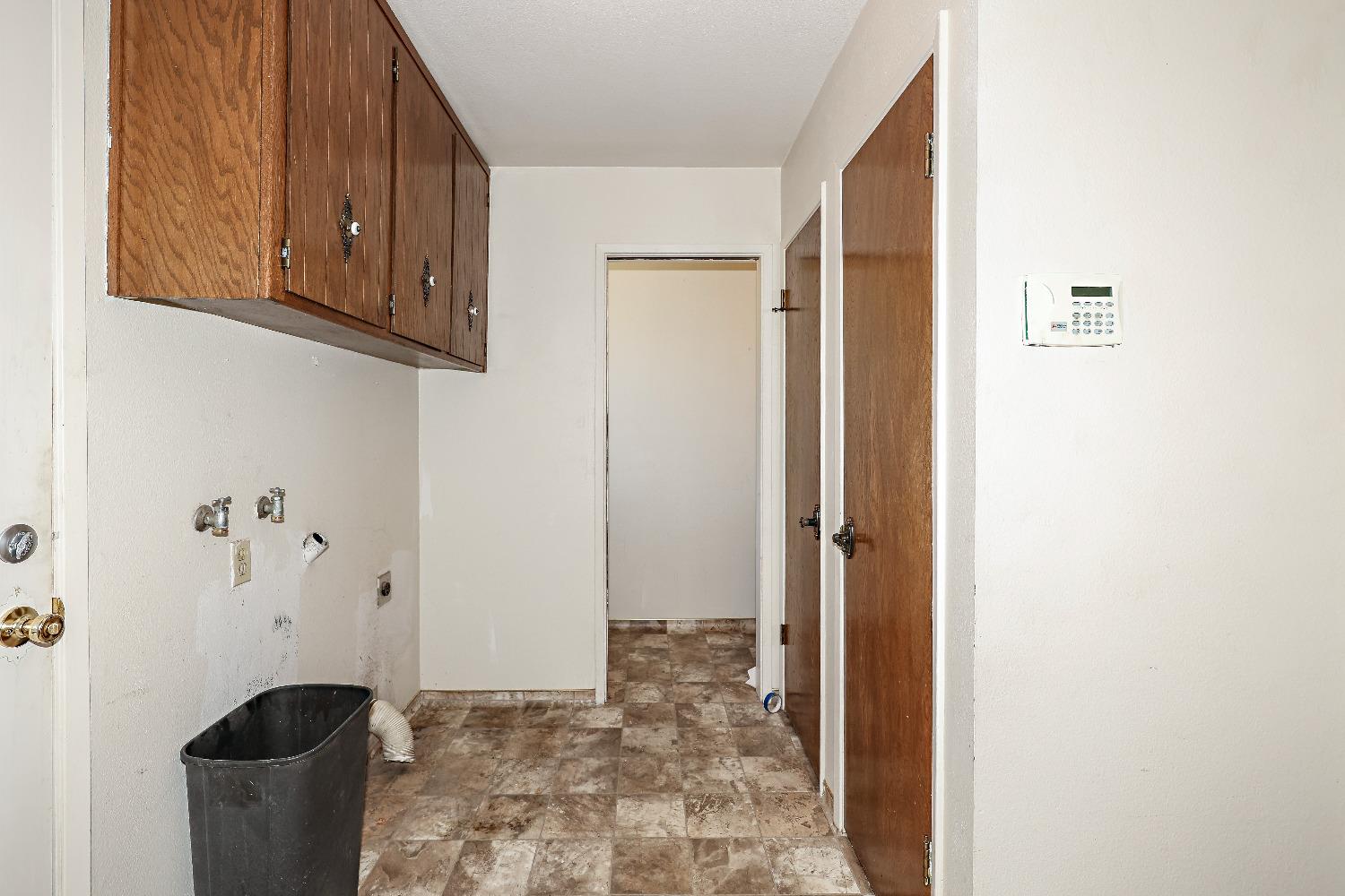 Detail Gallery Image 23 of 75 For 5924 Cherub Ln, Atwater,  CA 95301 - 4 Beds | 2/1 Baths