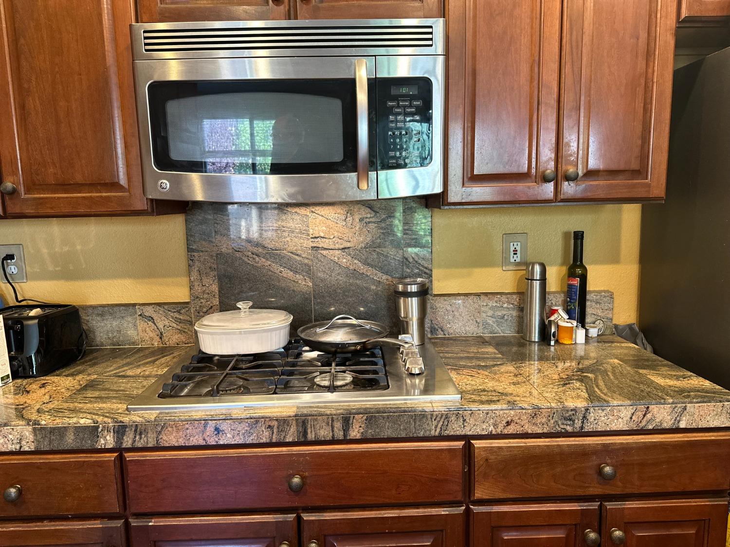 Detail Gallery Image 59 of 60 For 1821 Kern Mountain Way, Antioch,  CA 94531 - 3 Beds | 2/1 Baths