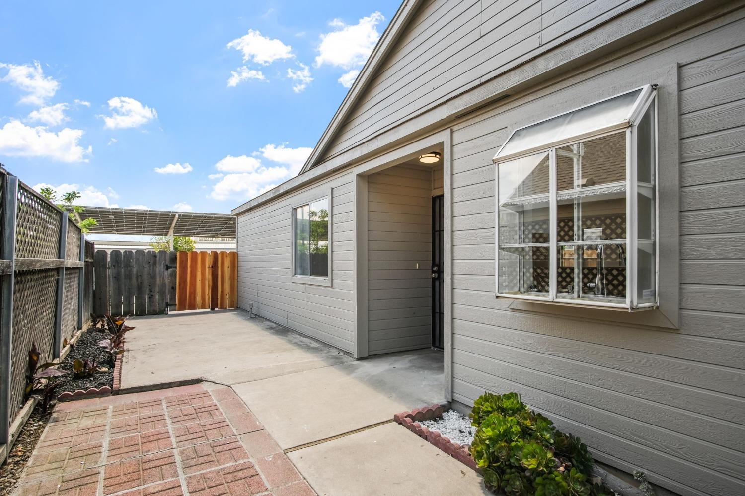 Detail Gallery Image 5 of 25 For 1732 Heritage Dr, Merced,  CA 95341 - 3 Beds | 2 Baths