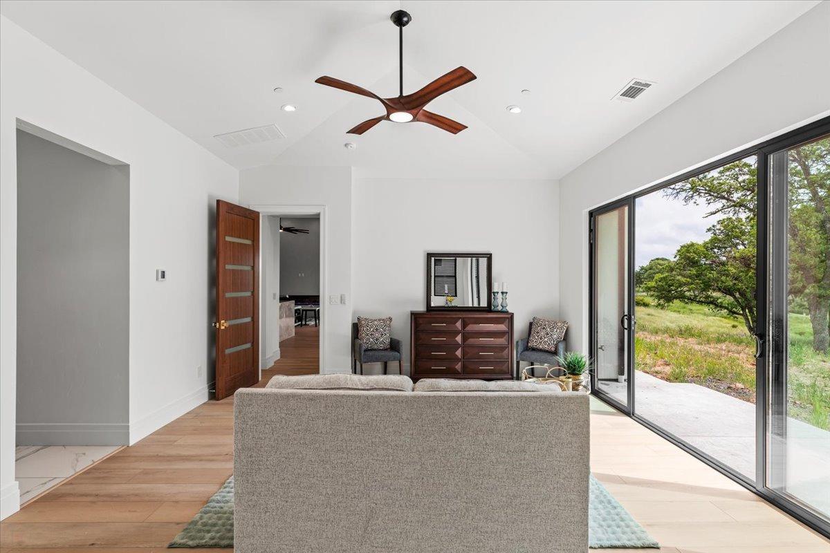 Detail Gallery Image 33 of 99 For 285 Knolls Dr, Copperopolis,  CA 95228 - 3 Beds | 3/1 Baths