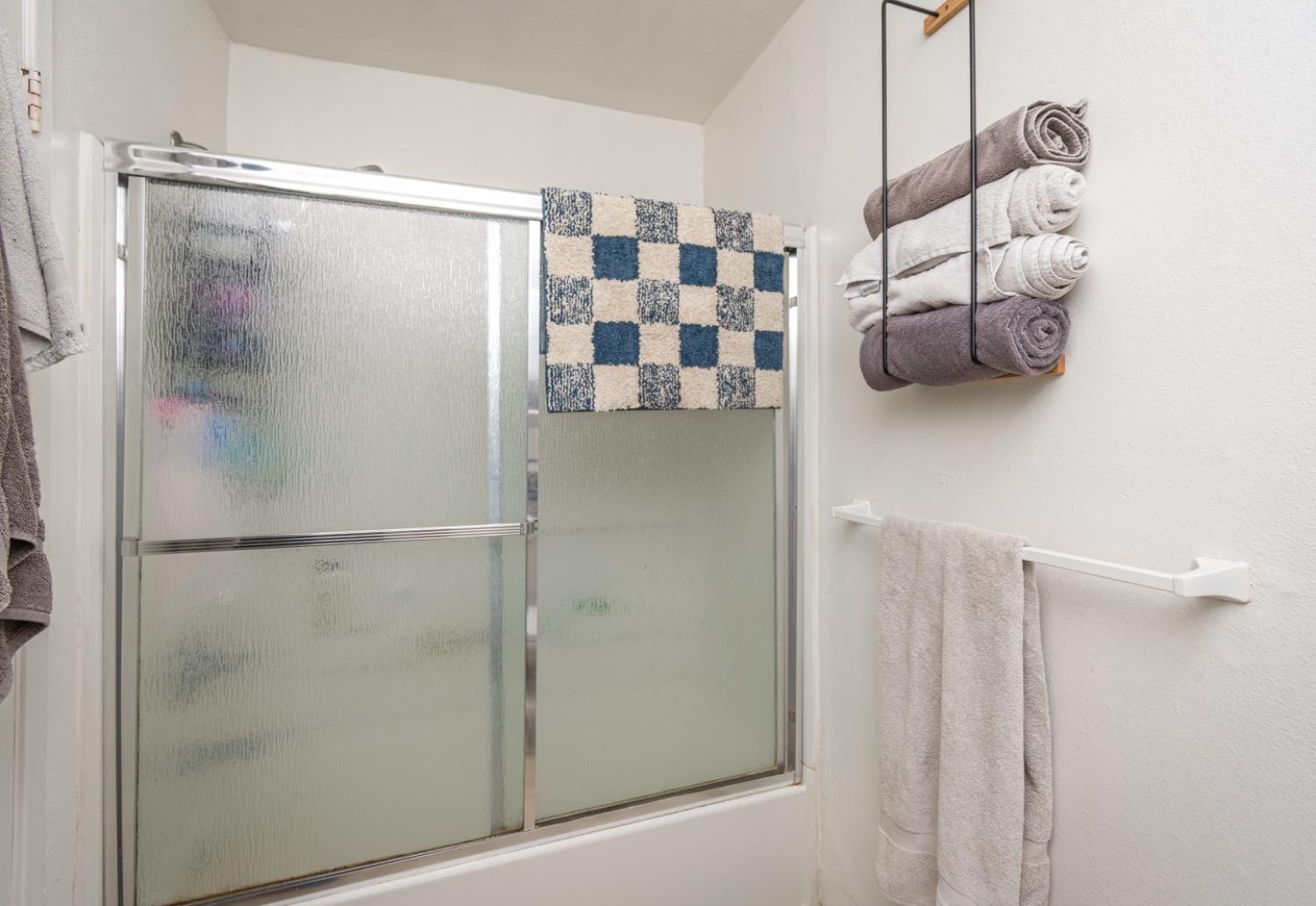 Detail Gallery Image 24 of 61 For 4851 Cowell Blvd, Davis,  CA 95618 - – Beds | – Baths