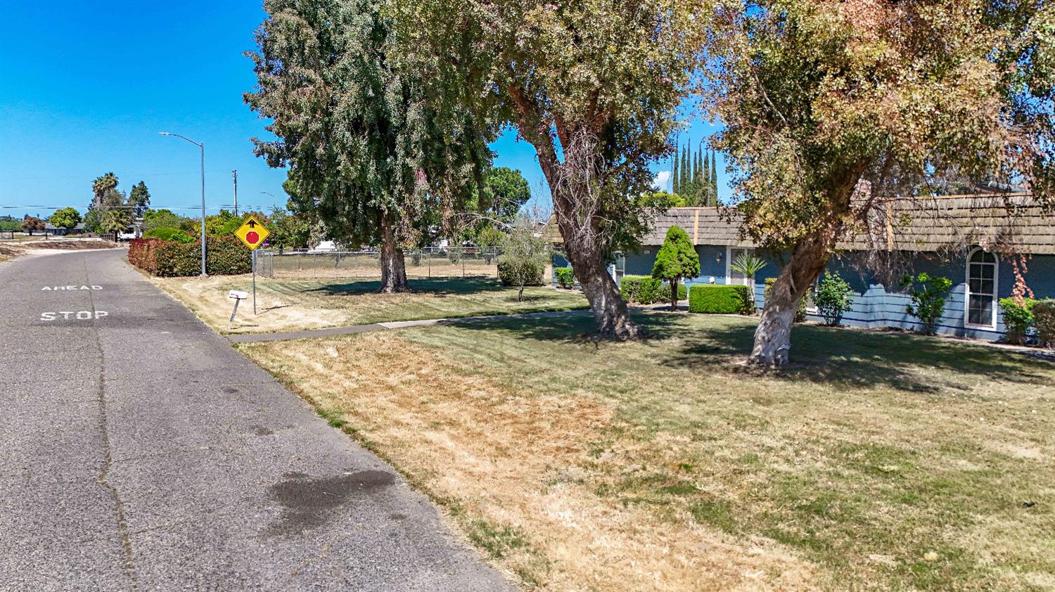 Detail Gallery Image 6 of 75 For 5924 Cherub Ln, Atwater,  CA 95301 - 4 Beds | 2/1 Baths