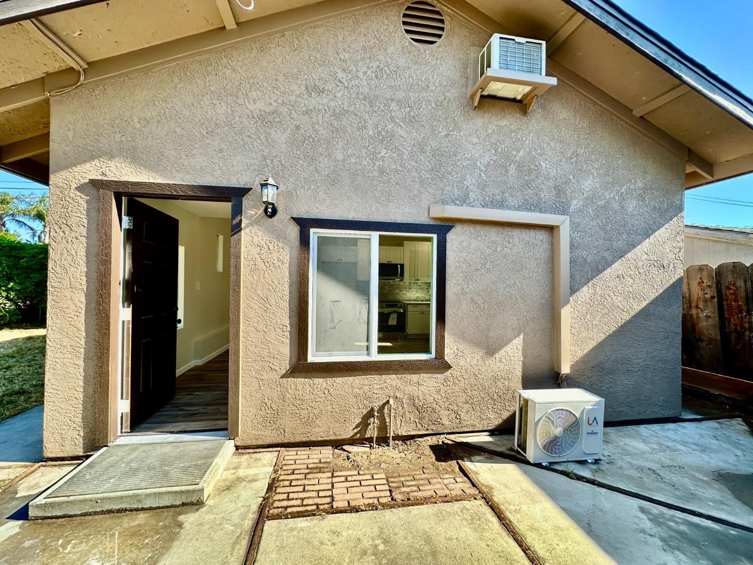 Detail Gallery Image 22 of 28 For 2329 Miller Ave, Modesto,  CA 95354 - 2 Beds | 1 Baths