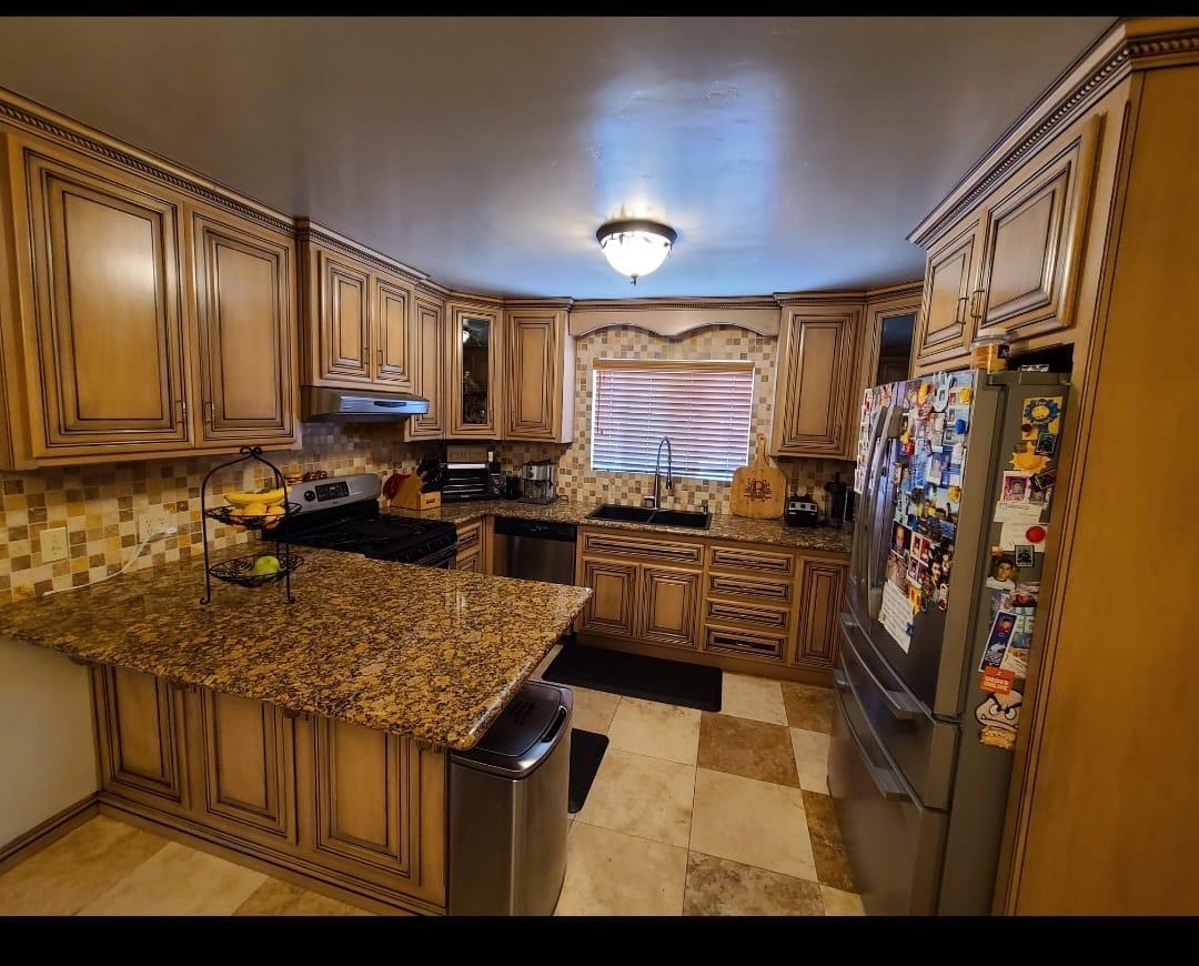 Detail Gallery Image 12 of 26 For 6833 Butterball Way, Sacramento,  CA 95842 - 6 Beds | 4 Baths