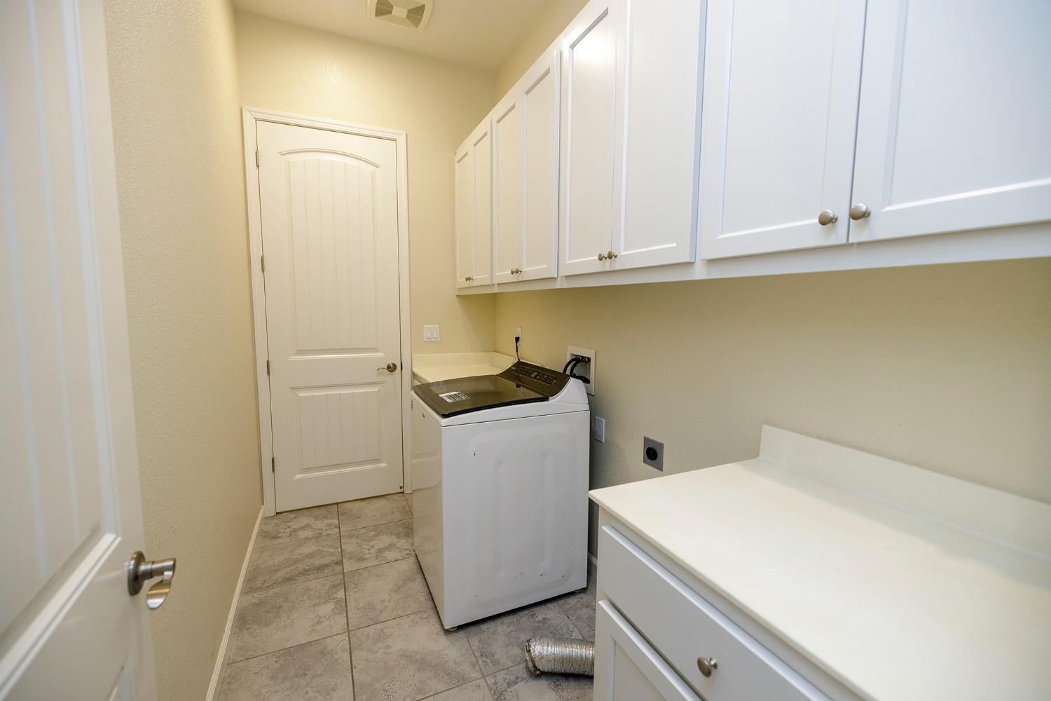 Detail Gallery Image 33 of 37 For 1526 S Deborah Cir, Escalon,  CA 95320 - 4 Beds | 2/1 Baths