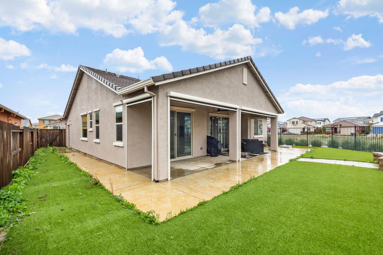 Knightsbrook Avenue, Rancho Cordova, California image 38