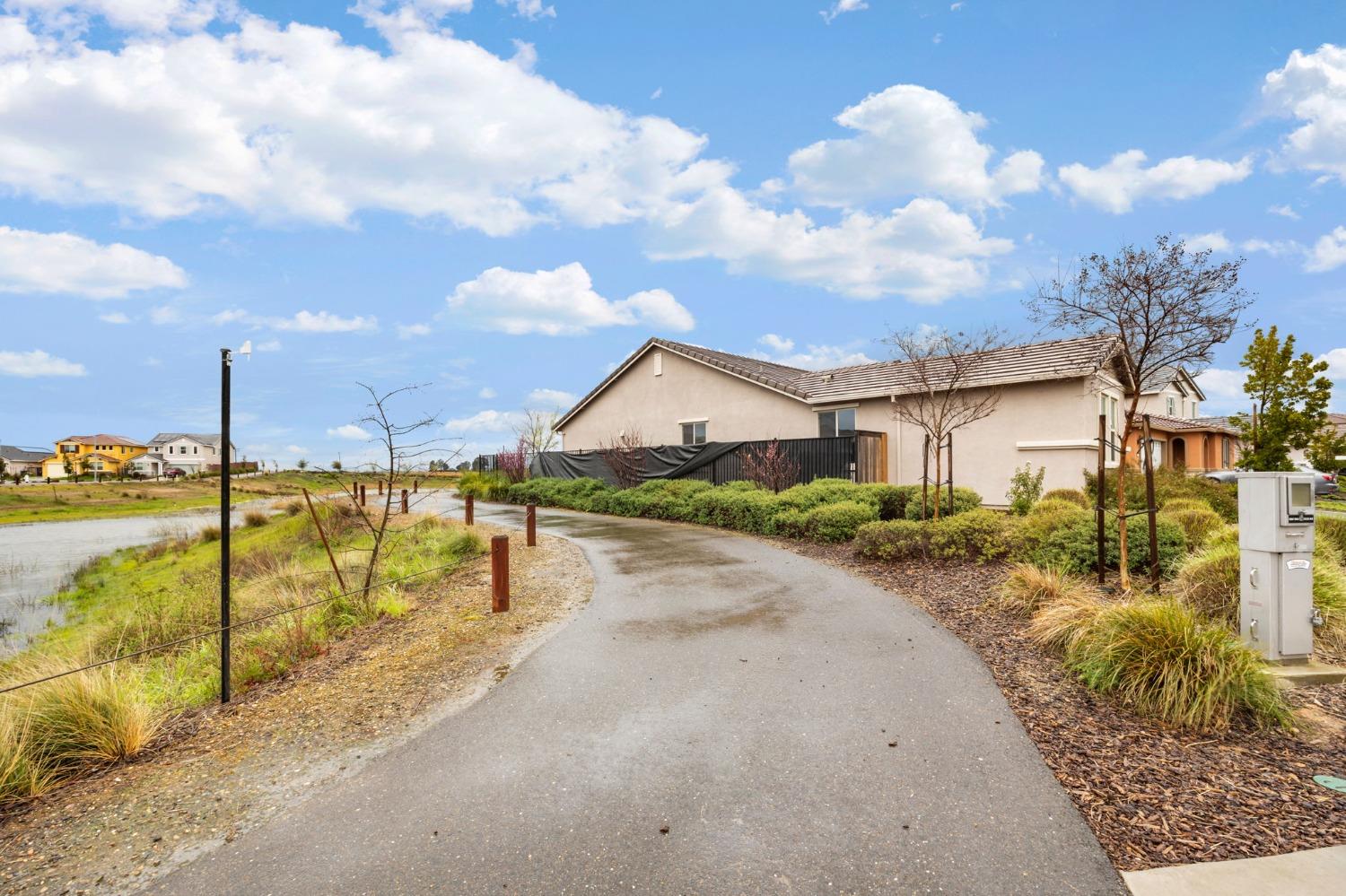 Knightsbrook Avenue, Rancho Cordova, California image 41