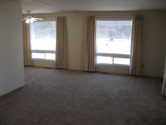 Detail Gallery Image 8 of 24 For 408 Sue St, Turlock,  CA 95380 - 2 Beds | 2 Baths