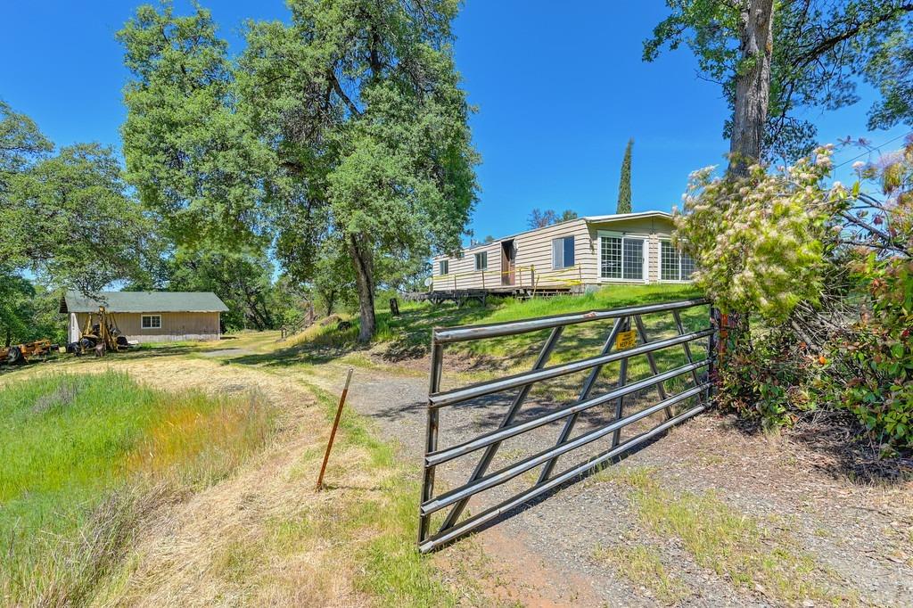 Halcon Crest Court, Grass Valley, California image 46