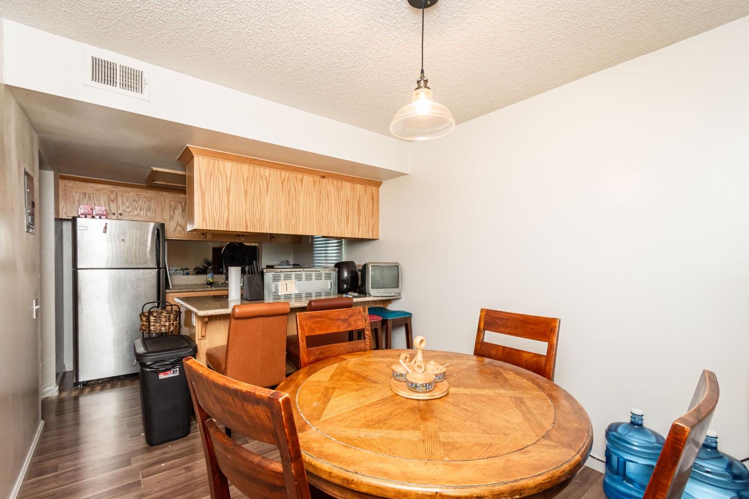Detail Gallery Image 28 of 61 For 4851 Cowell Blvd, Davis,  CA 95618 - – Beds | – Baths