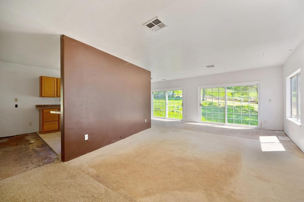 Halcon Crest Court, Grass Valley, California image 13