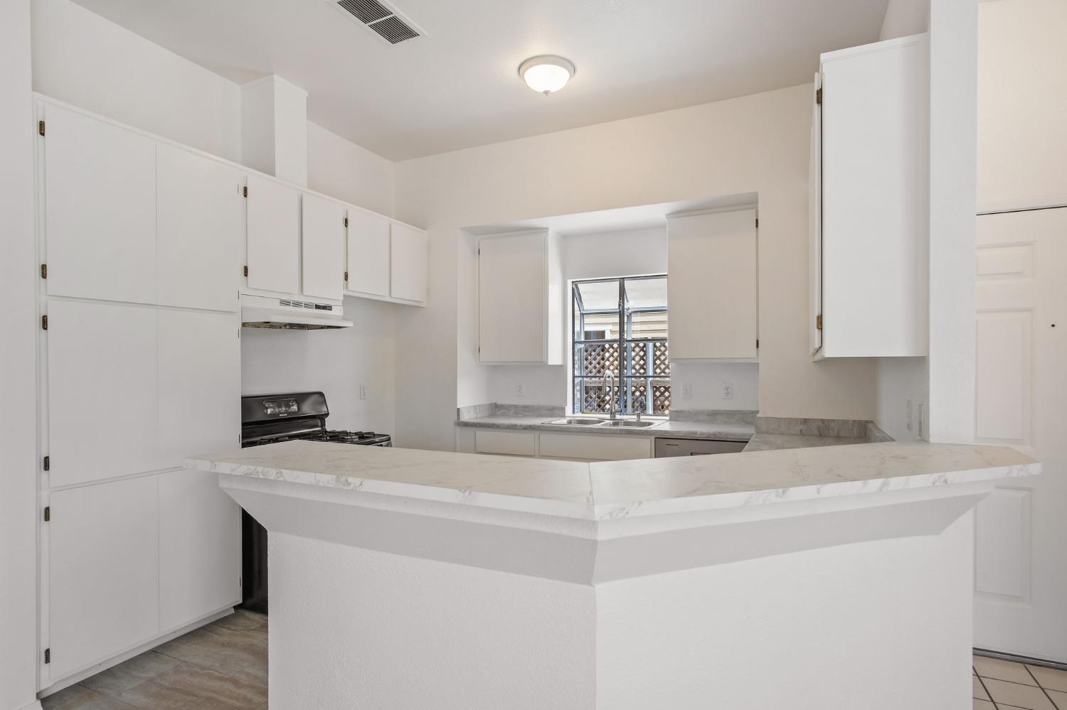 Detail Gallery Image 14 of 25 For 1732 Heritage Dr, Merced,  CA 95341 - 3 Beds | 2 Baths