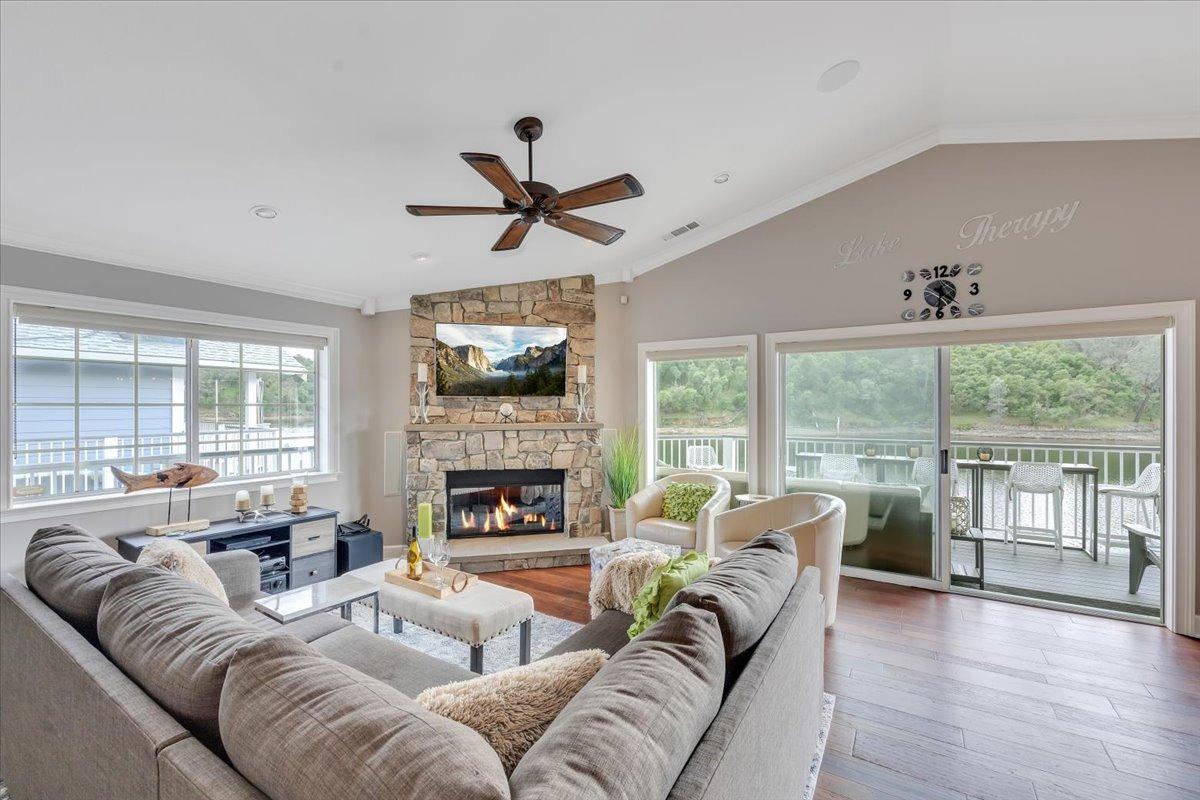 Detail Gallery Image 16 of 76 For 1030 Shoreline Dr #5,  Copperopolis,  CA 95228 - 3 Beds | 2 Baths
