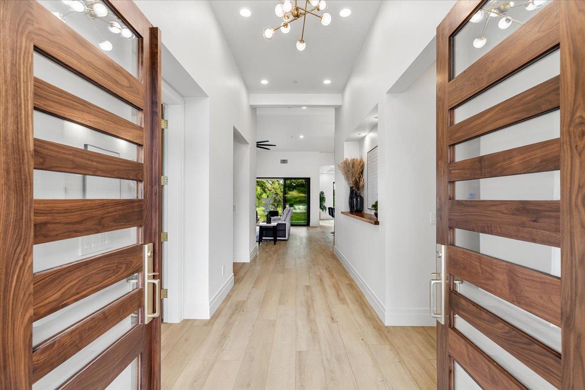 Detail Gallery Image 7 of 99 For 285 Knolls Dr, Copperopolis,  CA 95228 - 3 Beds | 3/1 Baths